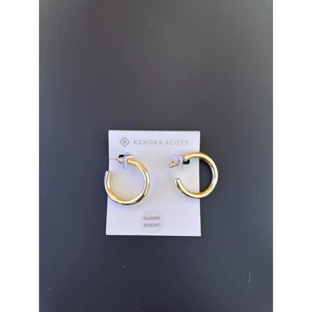 Kendra Scott earrings